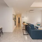 Elegant Apartment In Heart Of Porto