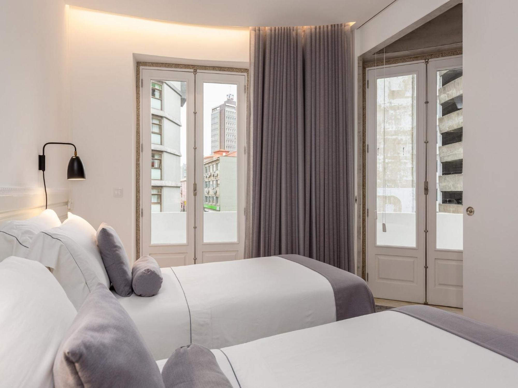 Elegant In Heart Of Appartement Oporto