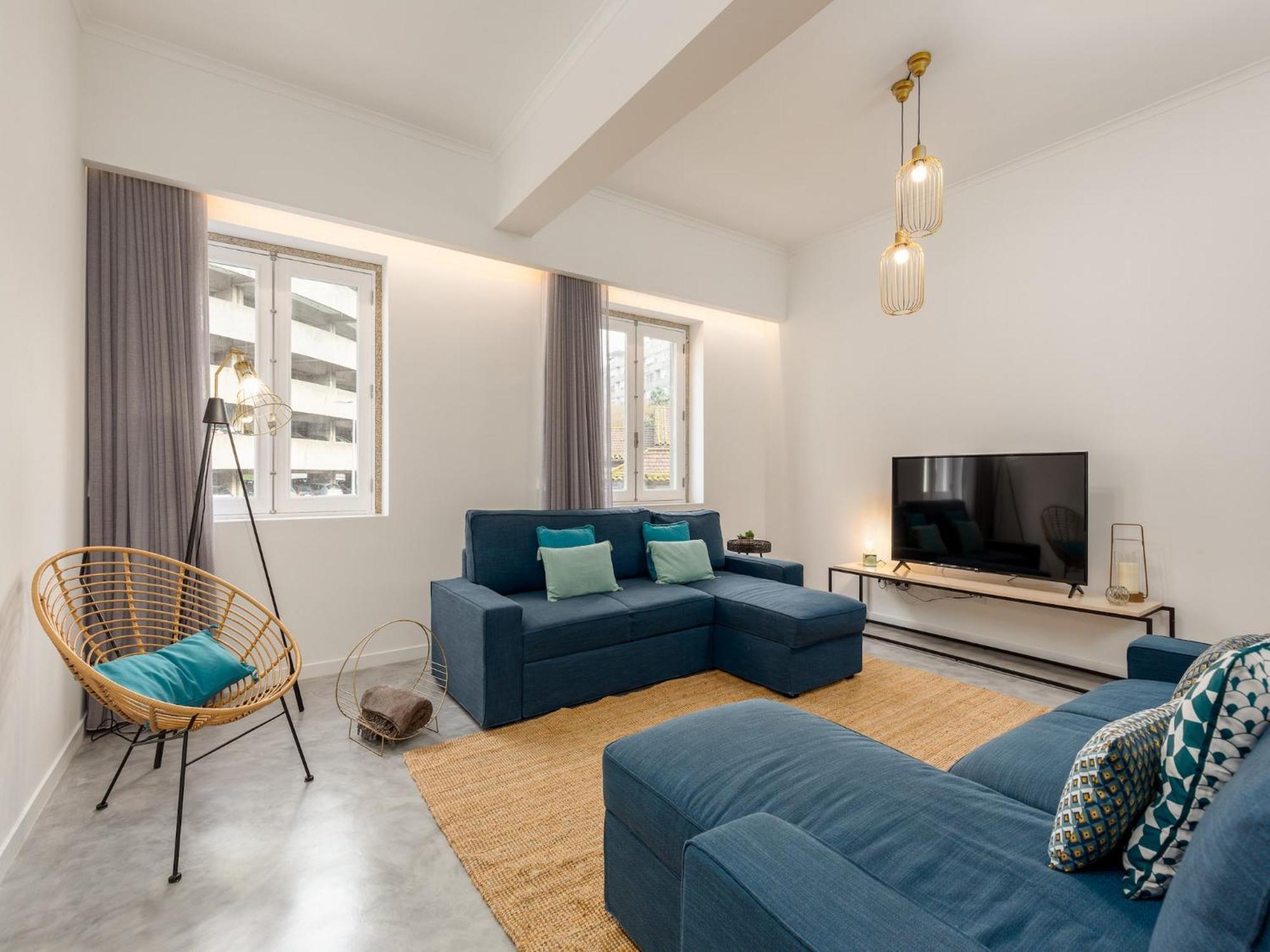 Elegant In Heart Of Oporto